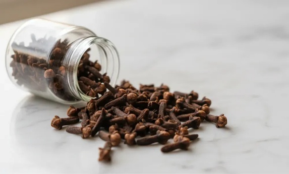 Cloves